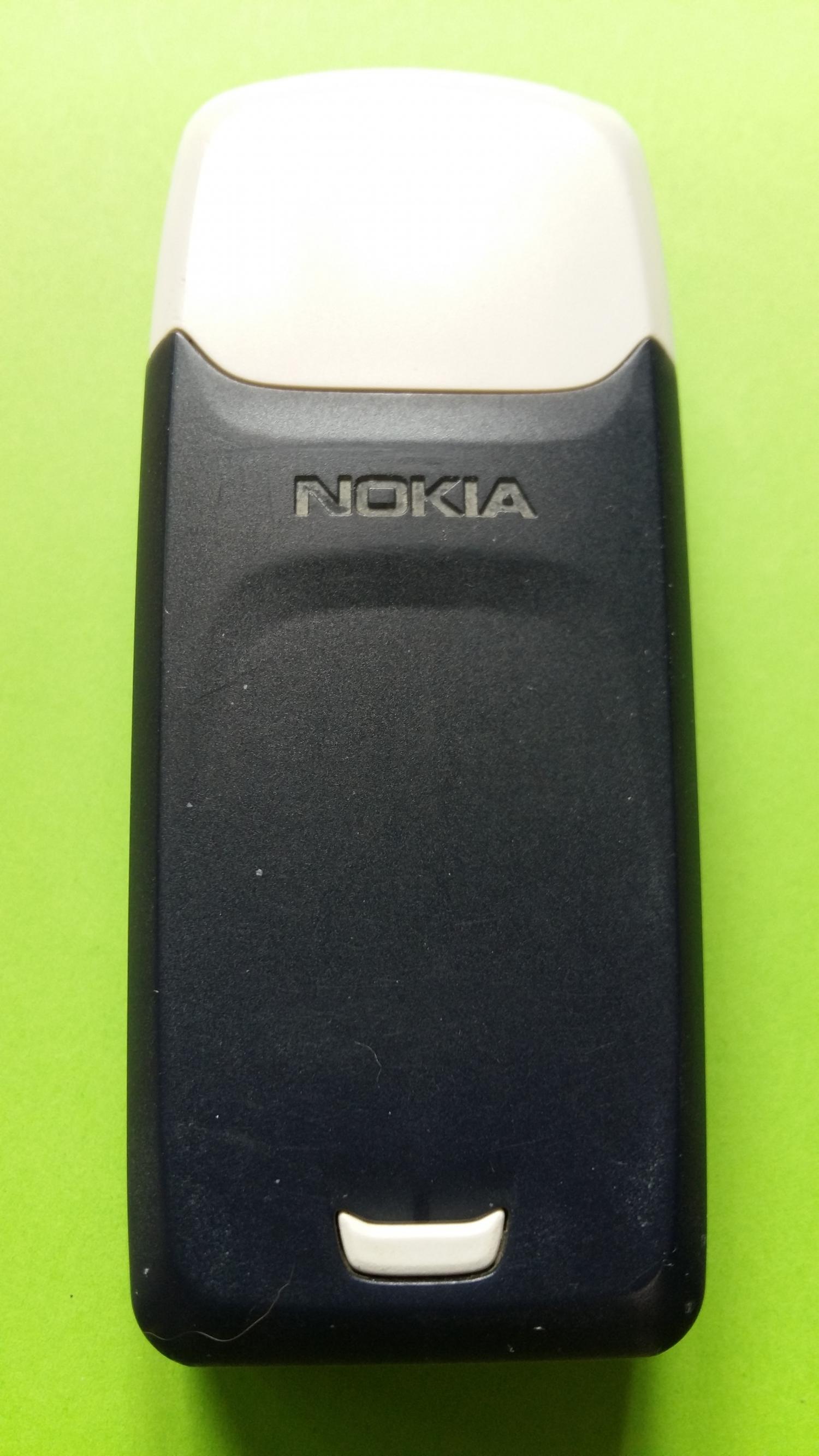 image-7321141-Nokia 3100 (5)2.jpg